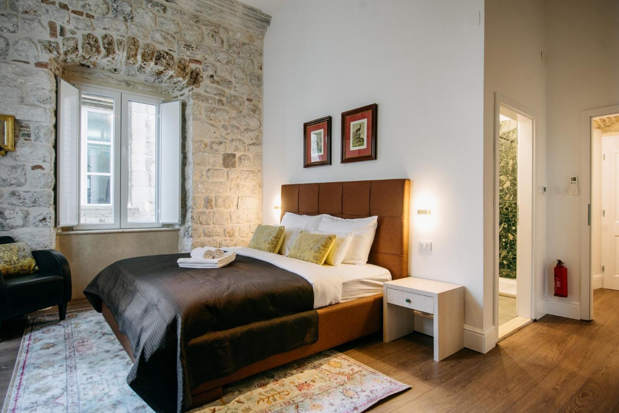 Central W Apartment & Rooms By Duhomes ดูบรอฟนิก ภายนอก รูปภาพ